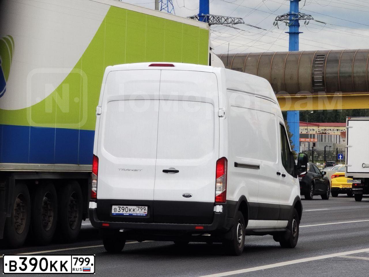 Фото автомобиля FORD TRANSIT, 2021 — госномер В773ВК977. Цвет: Белый