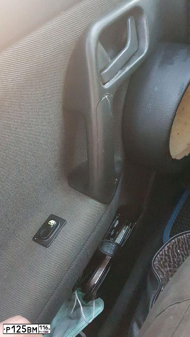 Фото автомобиля LADA 2110 LADA, 2002 — госномер Р125ВМ116. Цвет: ЗОЛОТИСТО-СЕРЫЙ