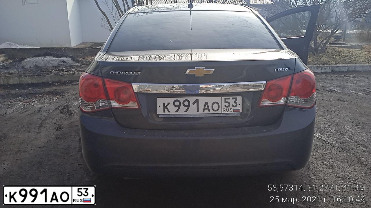 Фото автомобиля CHEVROLET CRUZE, 2014 — госномер К855КО53. Цвет: ЧЕРНЫЙ МЕТАЛЛИК