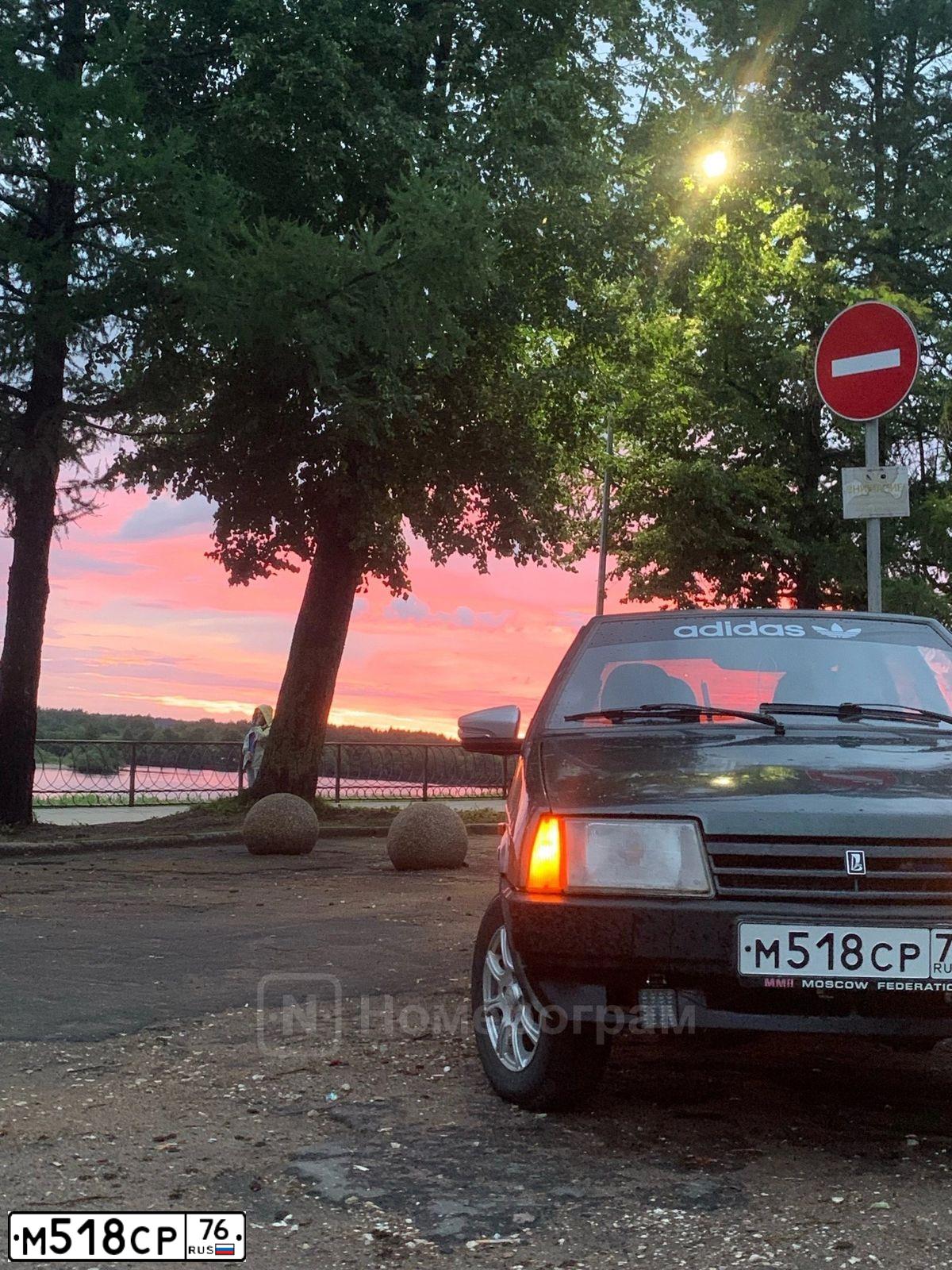 Фото автомобиля LADA 2109 SAMARA, 1999 — госномер М518СР76. Цвет: ЗЕЛЕНЫЙ
