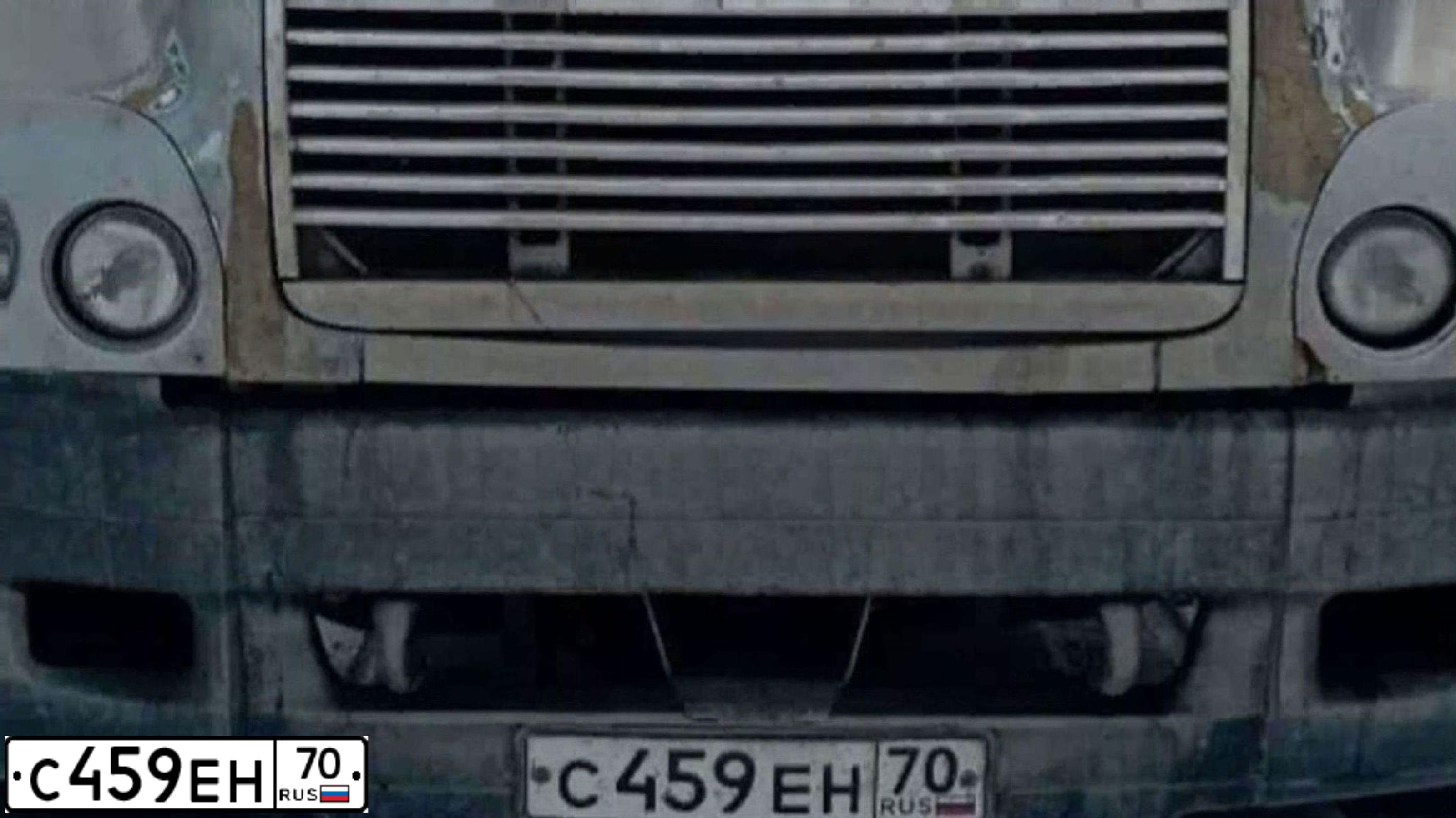Фото автомобиля FREIGHTLINER CENTURY S/T, 2000 — госномер С459ЕН70. Цвет: СЕРЕБРИСТЫЙ