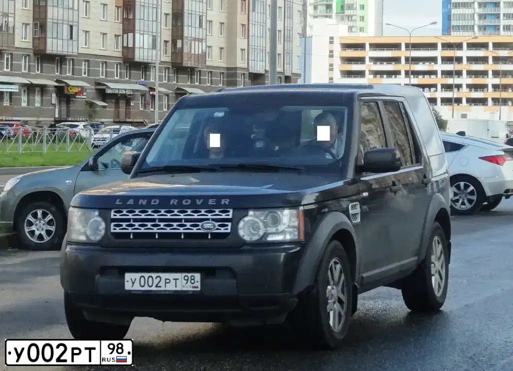 Фото автомобиля MITSUBISHI PAJERO, 2012 — госномер Р025СН178. Цвет: ЧЕРНЫЙ
