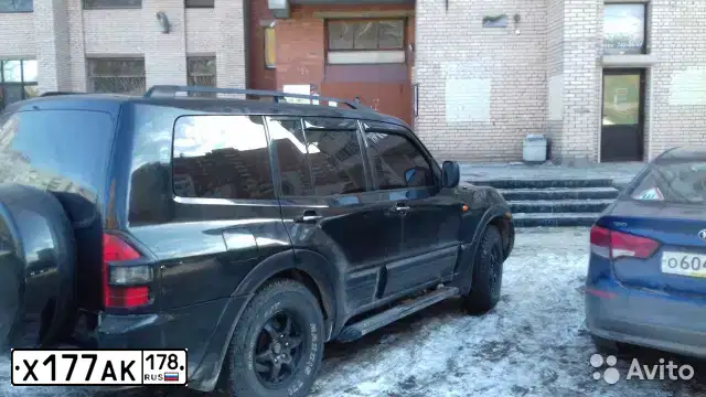Фото автомобиля MITSUBISHI MONTERO, 2001 — госномер Х177АК178. Цвет: ЧЕРНЫЙ