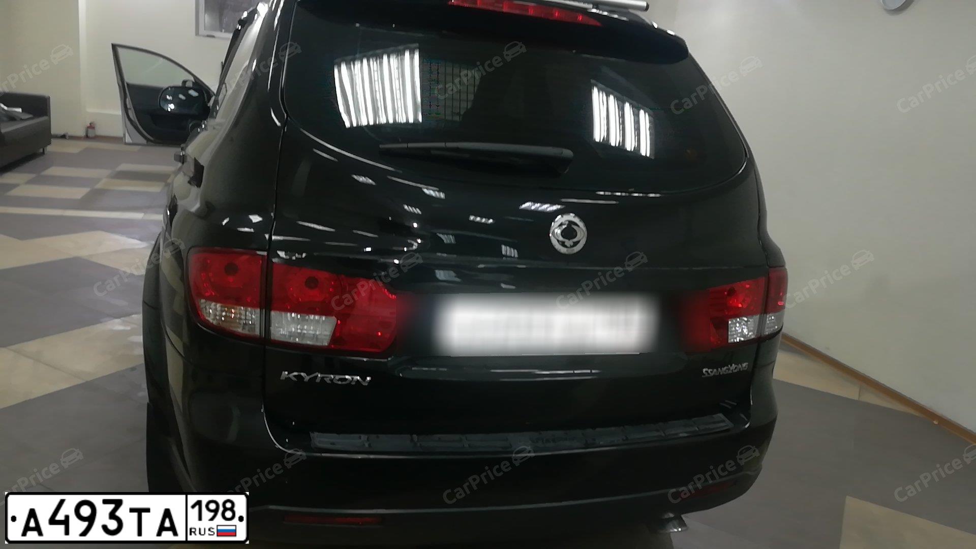 Фото автомобиля SSANGYONG KYRON, 2010 — госномер Н984КН76. Цвет: ЧЕРНЫЙ