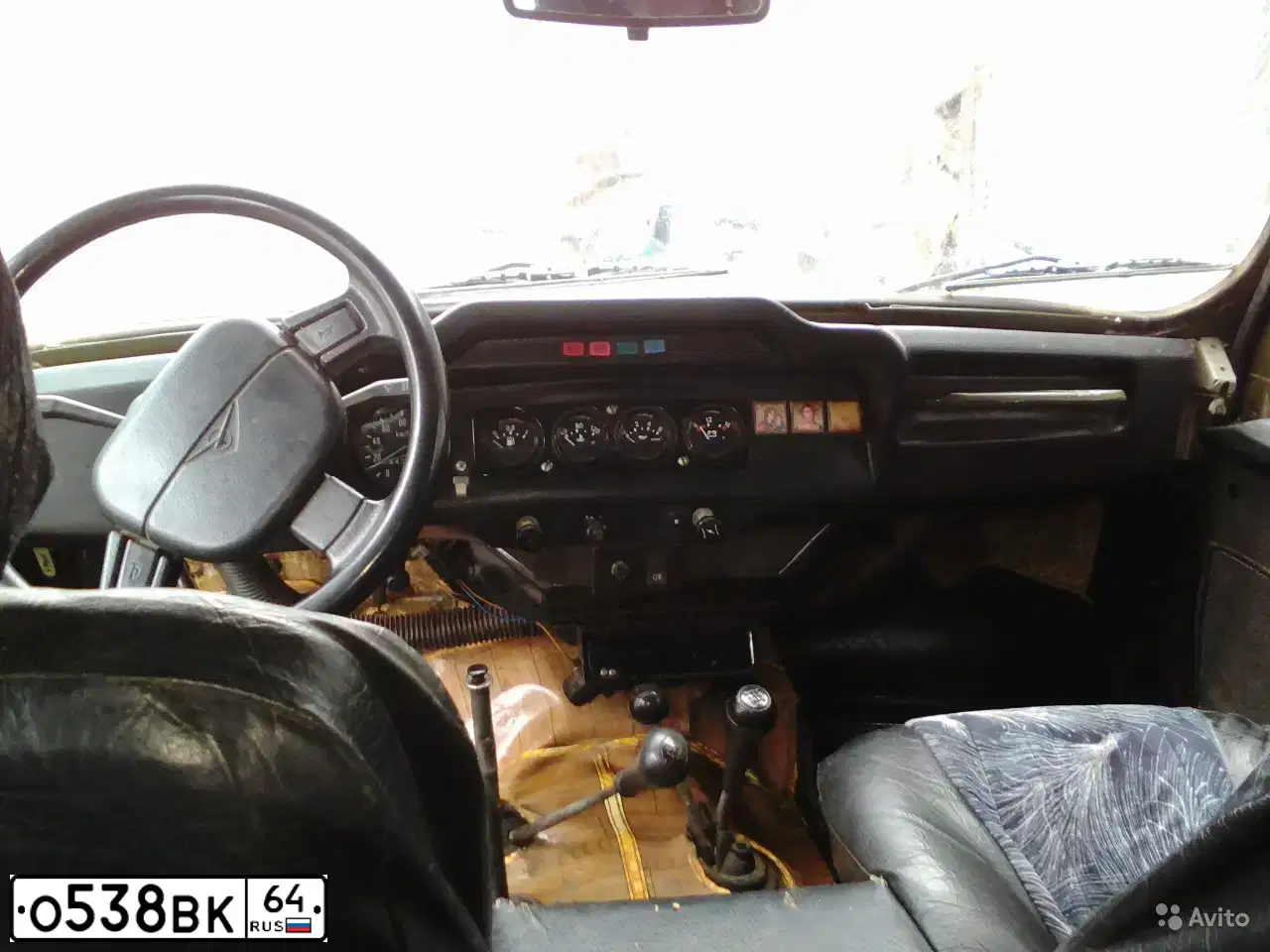 Фото автомобиля UAZ Z 3151  HUNTER, 2002 — госномер Е813ЕО134. Цвет: ЗЕЛЕНЫЙ