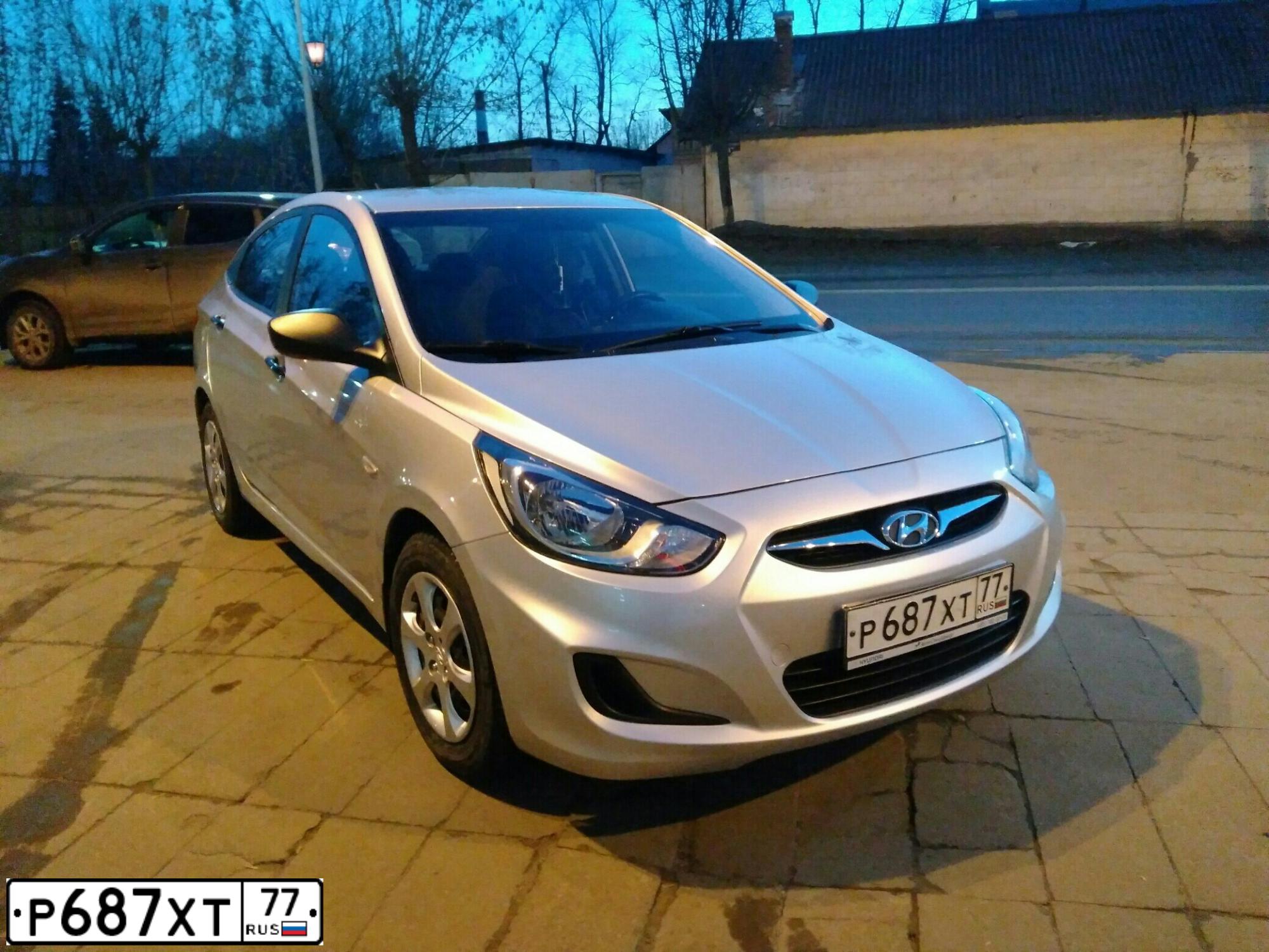 Фото автомобиля HYUNDAI SOLARIS, 2013 — госномер С516УС152. Цвет: СВЕТЛО-СЕРЫЙ