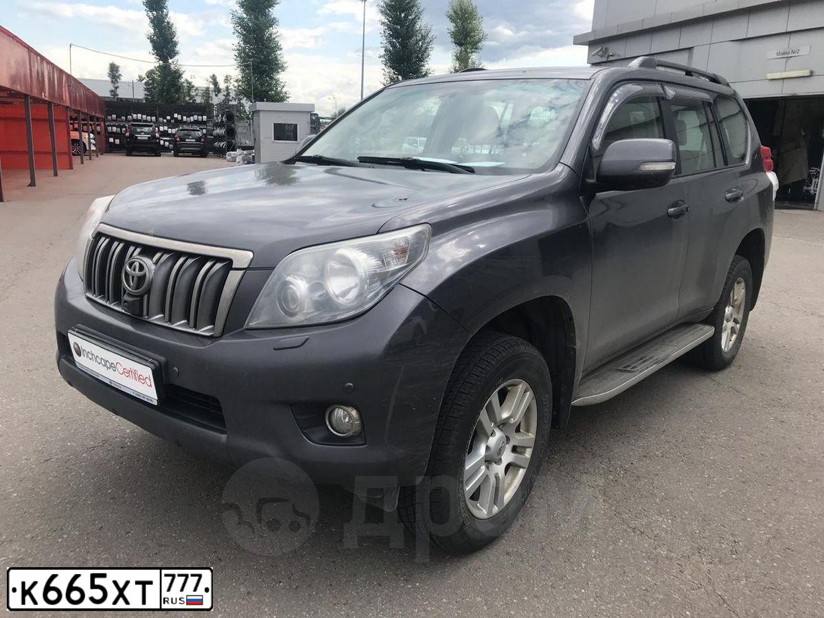 Фото автомобиля TOYOTA LANDCRUISER 200, 2017 — госномер К665ХТ777. Цвет: ЧЕРНЫЙ