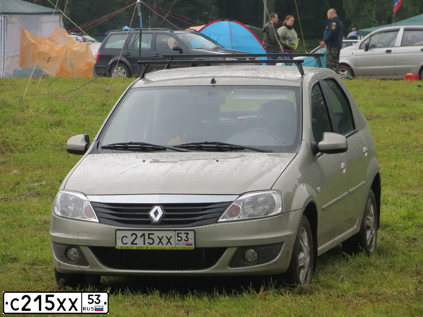 Фото автомобиля RENAULT LOGAN, 2013 — госномер К064АС53