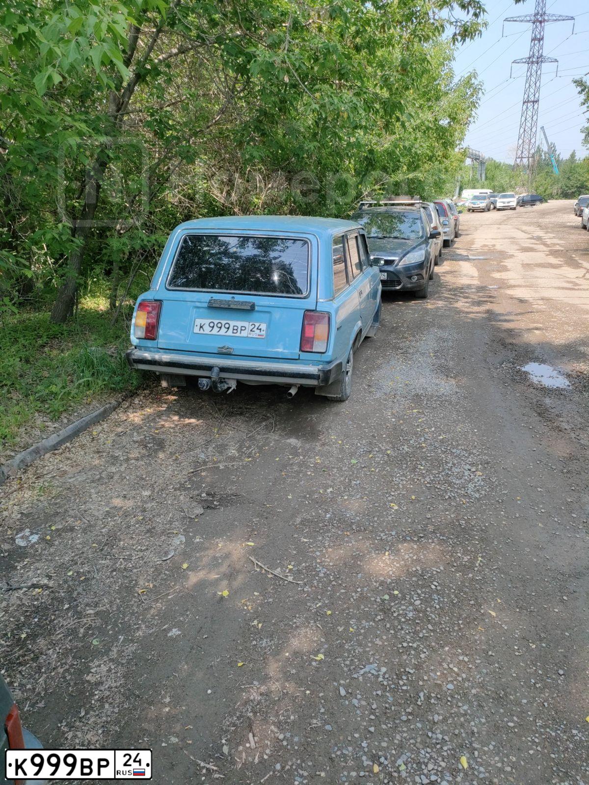 Фото автомобиля LADA 2104, 1988 — госномер К999ВР24. Цвет: голубой