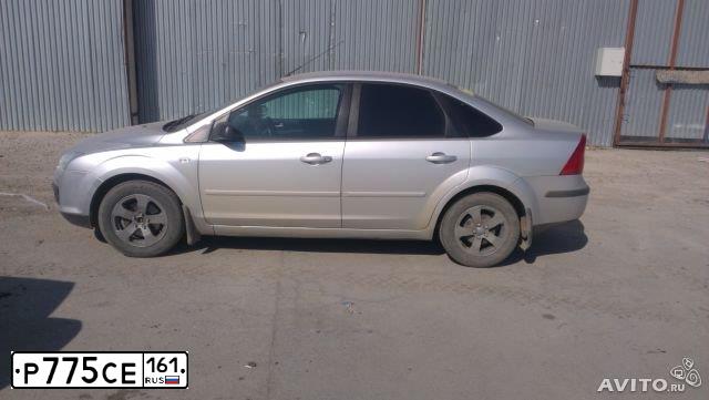 Фото автомобиля FORD FOCUS, 2006 — госномер Р775СЕ161. Цвет: СЕРЕБРИСТЫЙ