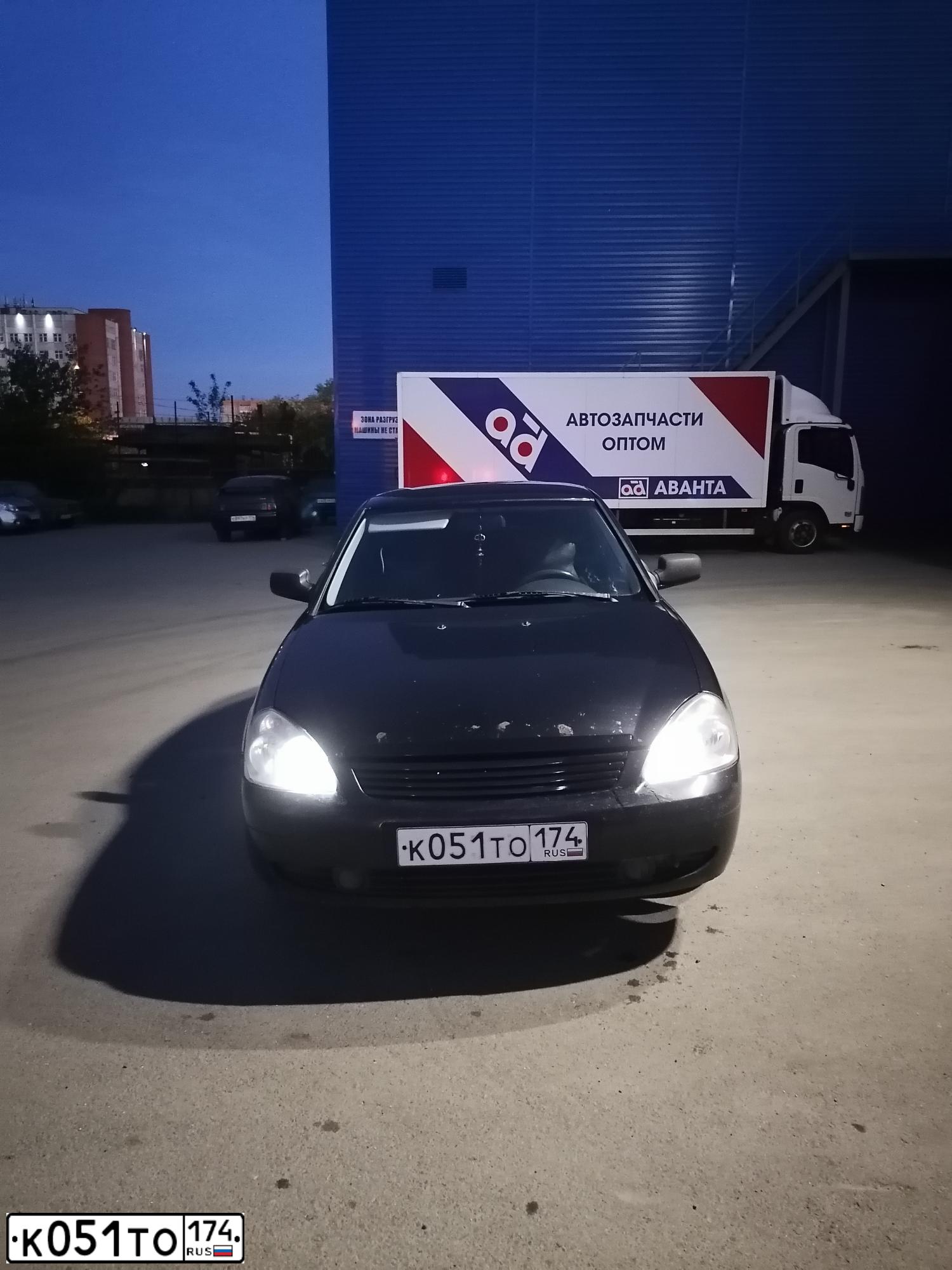 Фото автомобиля LADA 2172 PRIORA, 2010 — госномер К051ТО174. Цвет: Сине-Черный