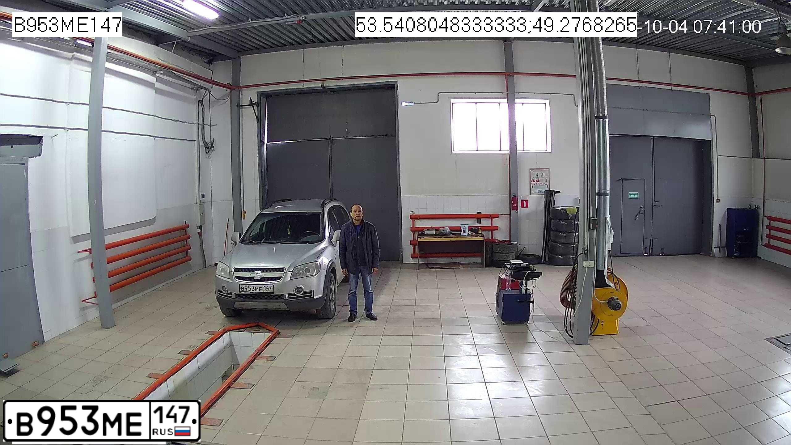 Фото автомобиля ШЕВРОЛЕ KLAC (C100/CHEVROLET CAPTIVA), 2008 — госномер Е503УХ763. Цвет: Серебристый