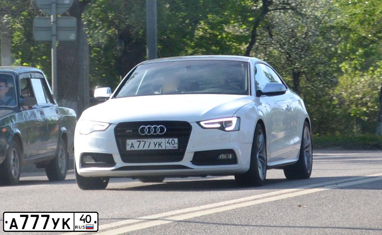 Фото автомобиля AUDI TT, 2007 — госномер Т171ОК05. Цвет: Белый