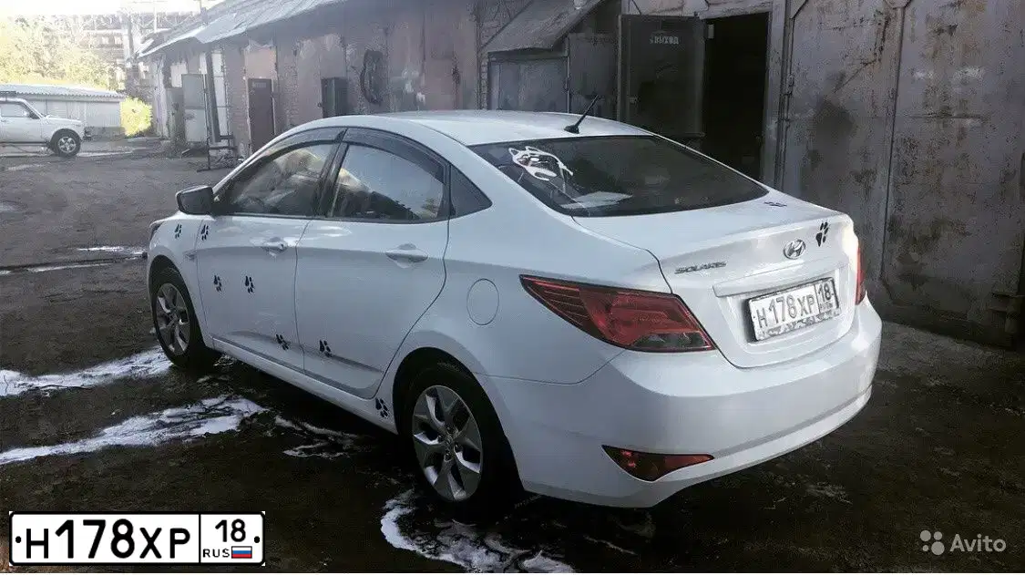Фото автомобиля HYUNDAI SOLARIS, 2016 — госномер Н178ХР18. Цвет: БЕЛЫЙ