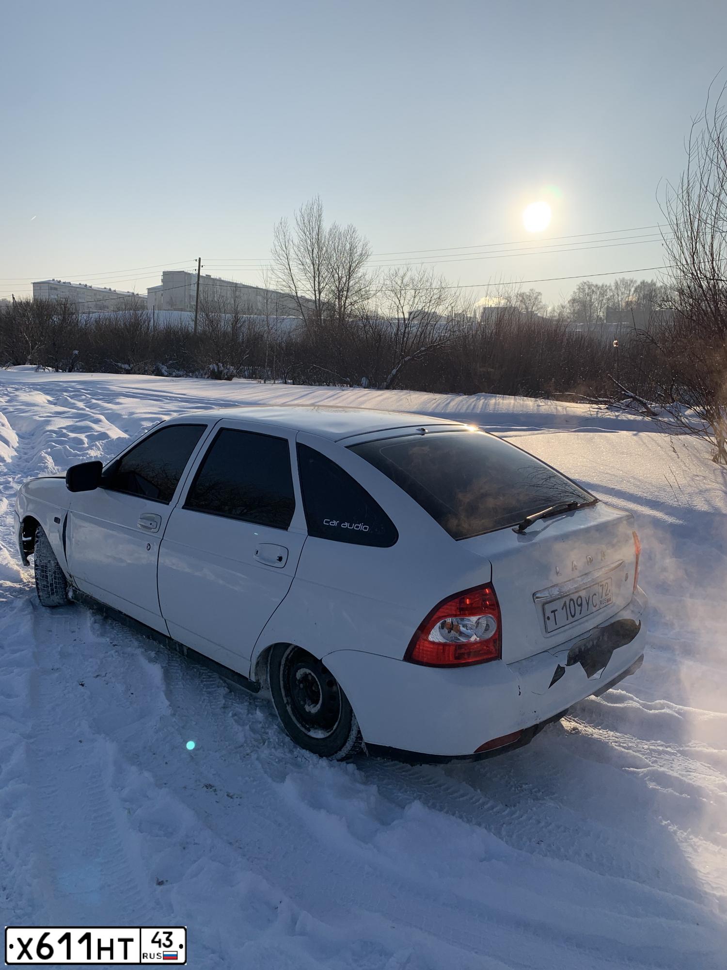 Фото автомобиля LADA 2172 PRIORA, 2010 — госномер А666РЕ43. Цвет: Сине-Черный