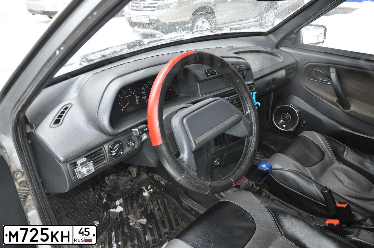 Фото автомобиля RENAULT DUSTER, 2012 — госномер М725КН45. Цвет: БЕЖЕВЫЙ