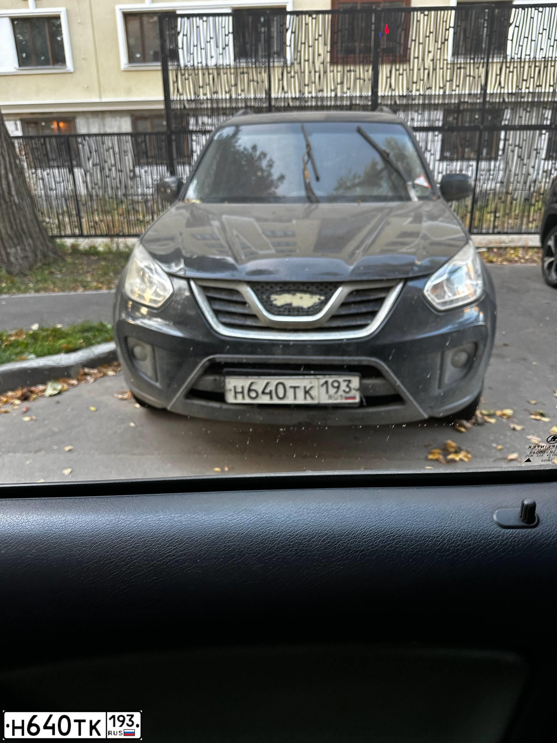 Фото автомобиля CHERY TIGGO, 2014 — госномер В242ХВ716. Цвет: ЧЕРНЫЙ