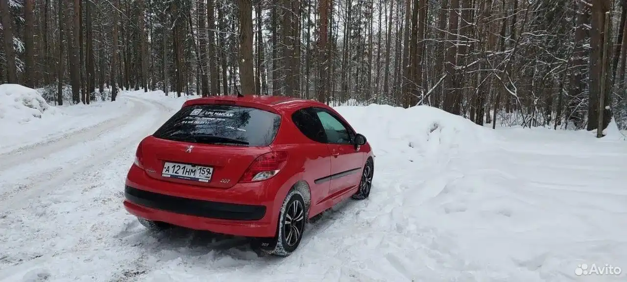 Фото автомобиля PEUGEOT 207, 2010 — госномер Р469ОУ159
