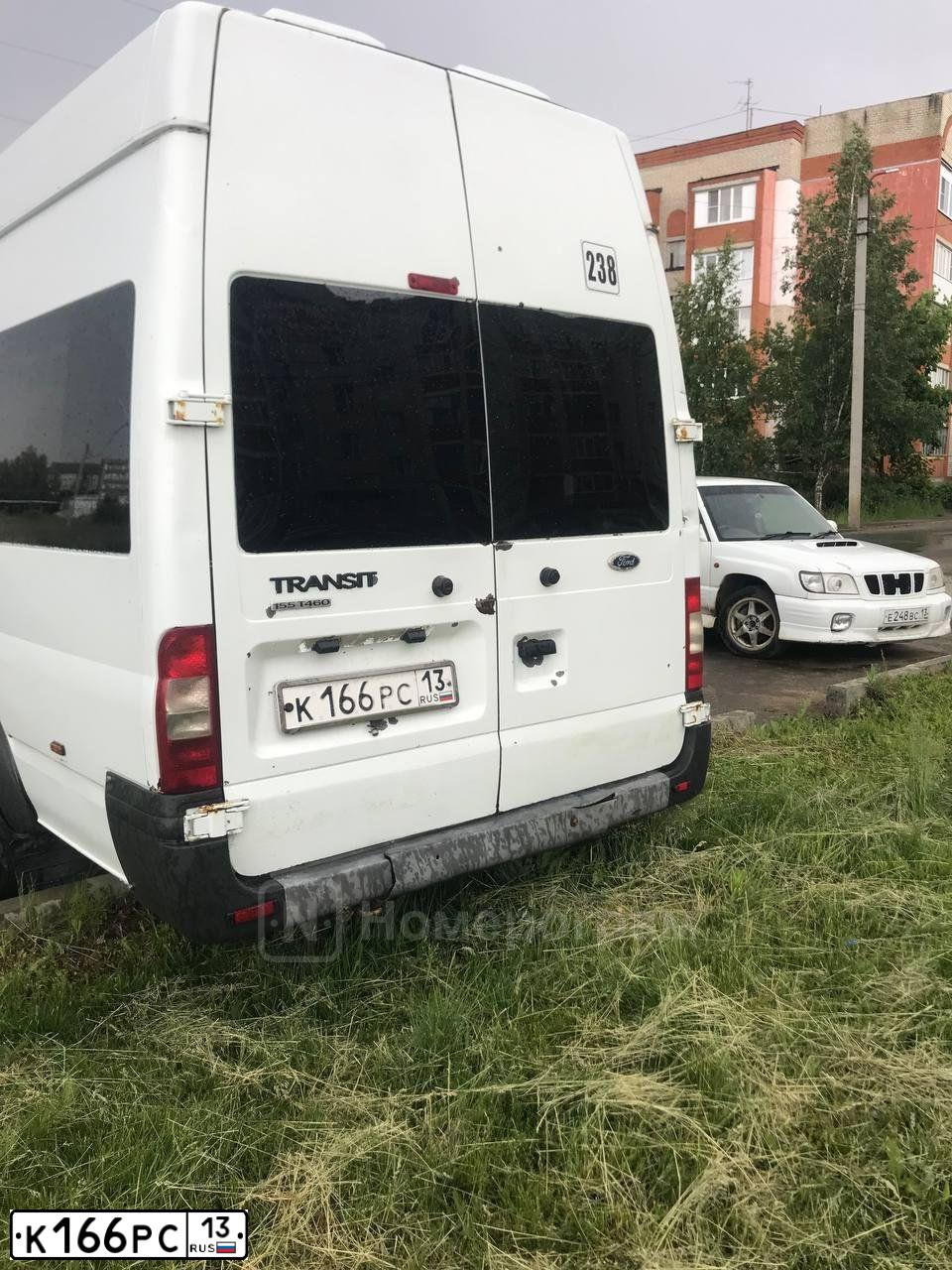 Фото автомобиля FORD TRANSIT, 2012 — госномер К166РС13. Цвет: Белый