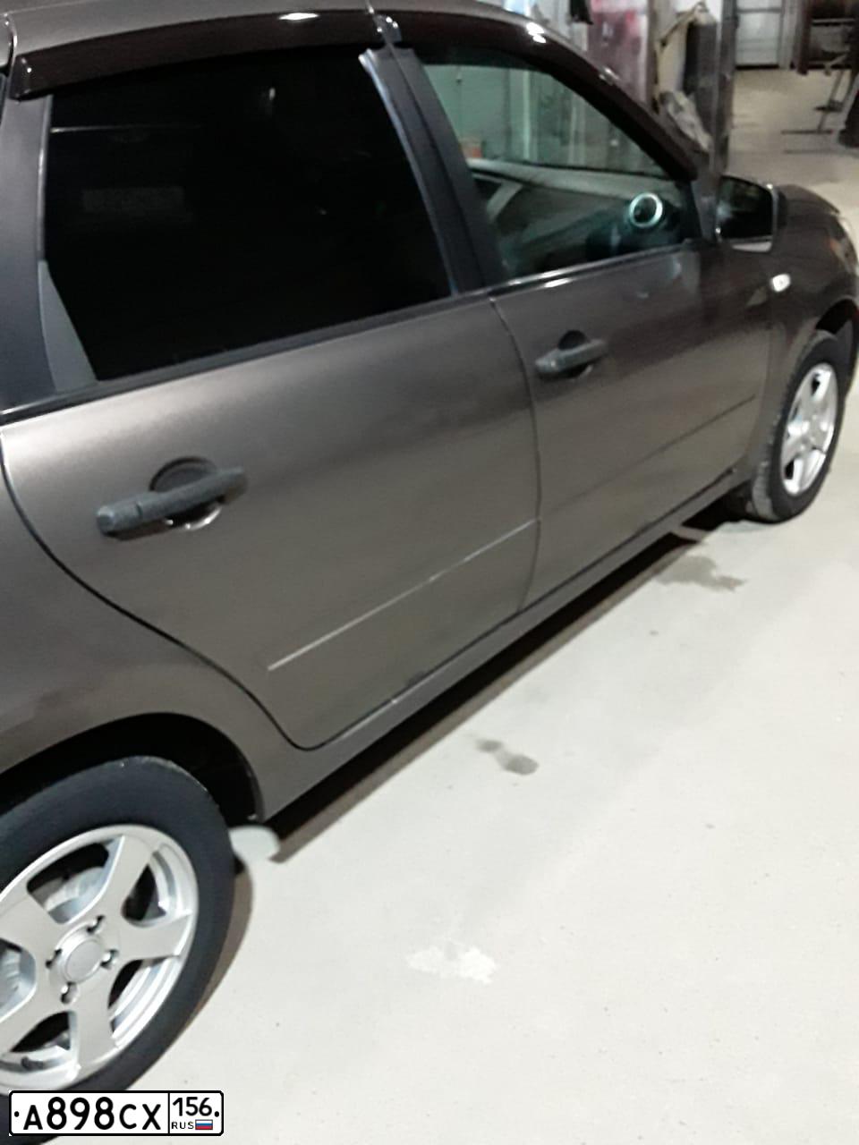 Фото автомобиля CHEVROLET CRUZE, 2010 — госномер А142ОХ190. Цвет: ЧЕРНЫЙ