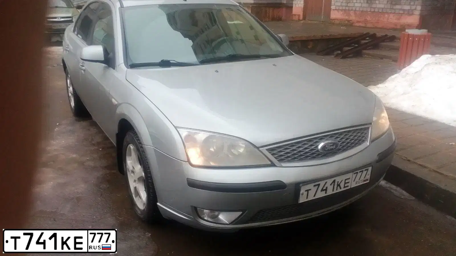 Фото автомобиля FORD MONDEO, 2006 — госномер Р045ВУ152. Цвет: Серый