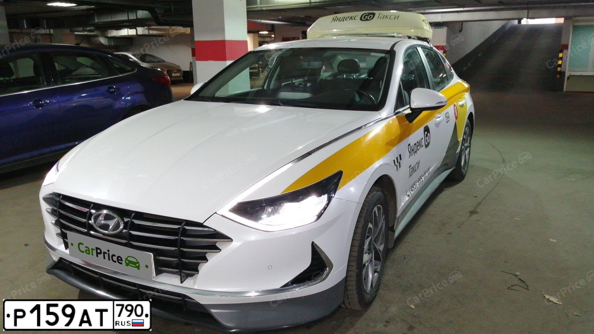Фото автомобиля HYUNDAI SONATA, 2020 — госномер Е162УЕ763. Цвет: БЕЛЫЙ