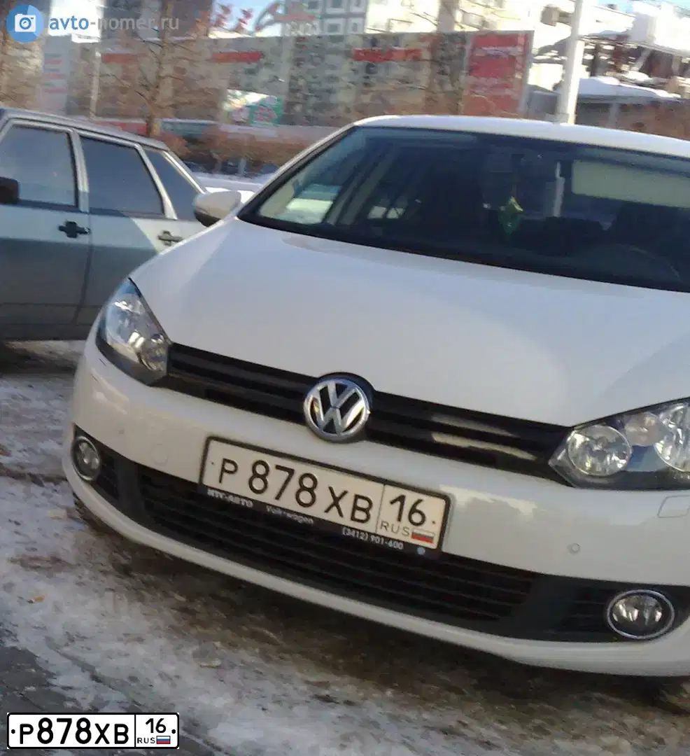 Фото автомобиля VOLKSWAGEN GOLF, 2009 — госномер Р878ХВ16. Цвет: БЕЛЫЙ