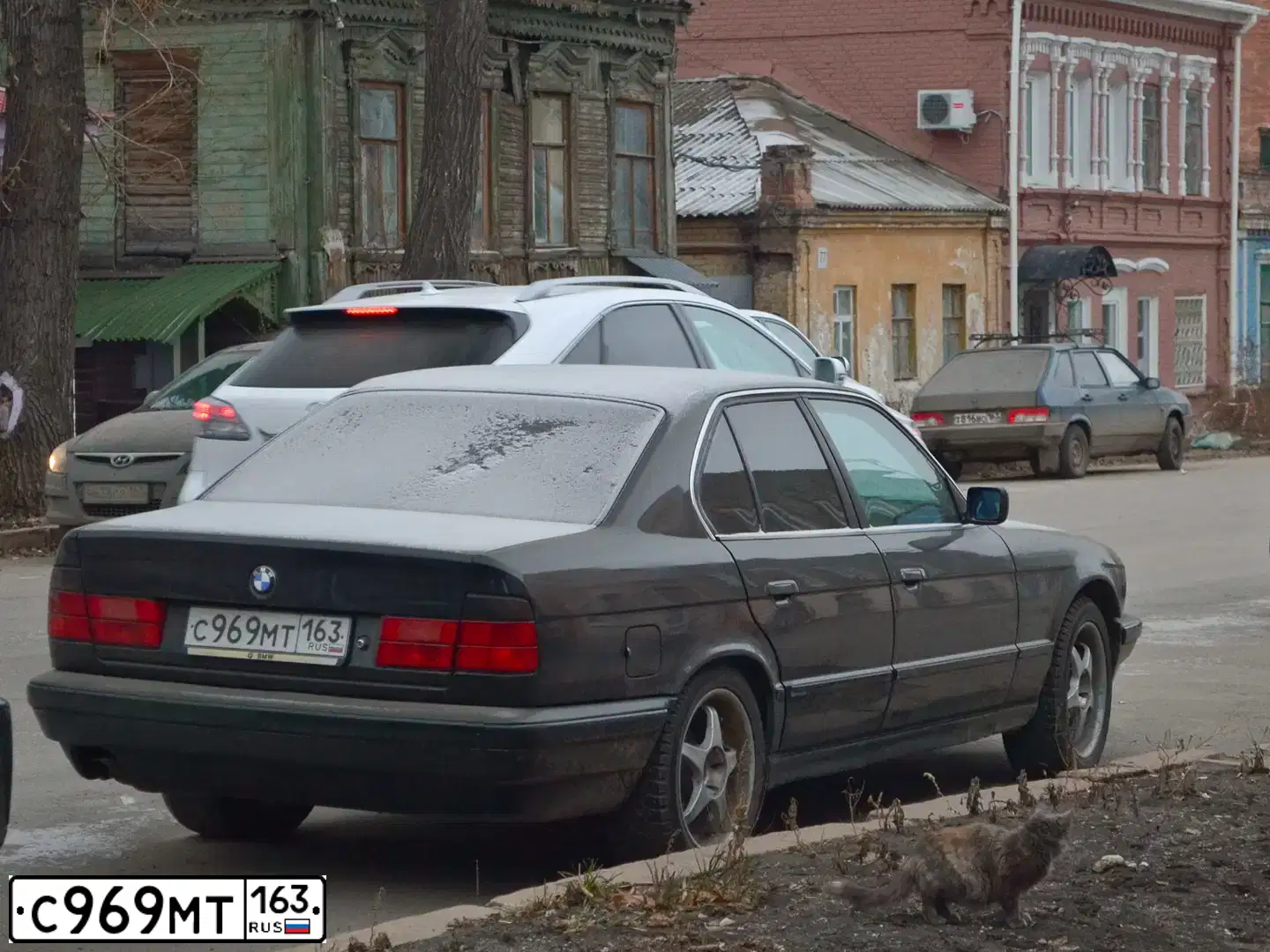 Фото автомобиля BMW 520, 1994 — госномер Е713УО156