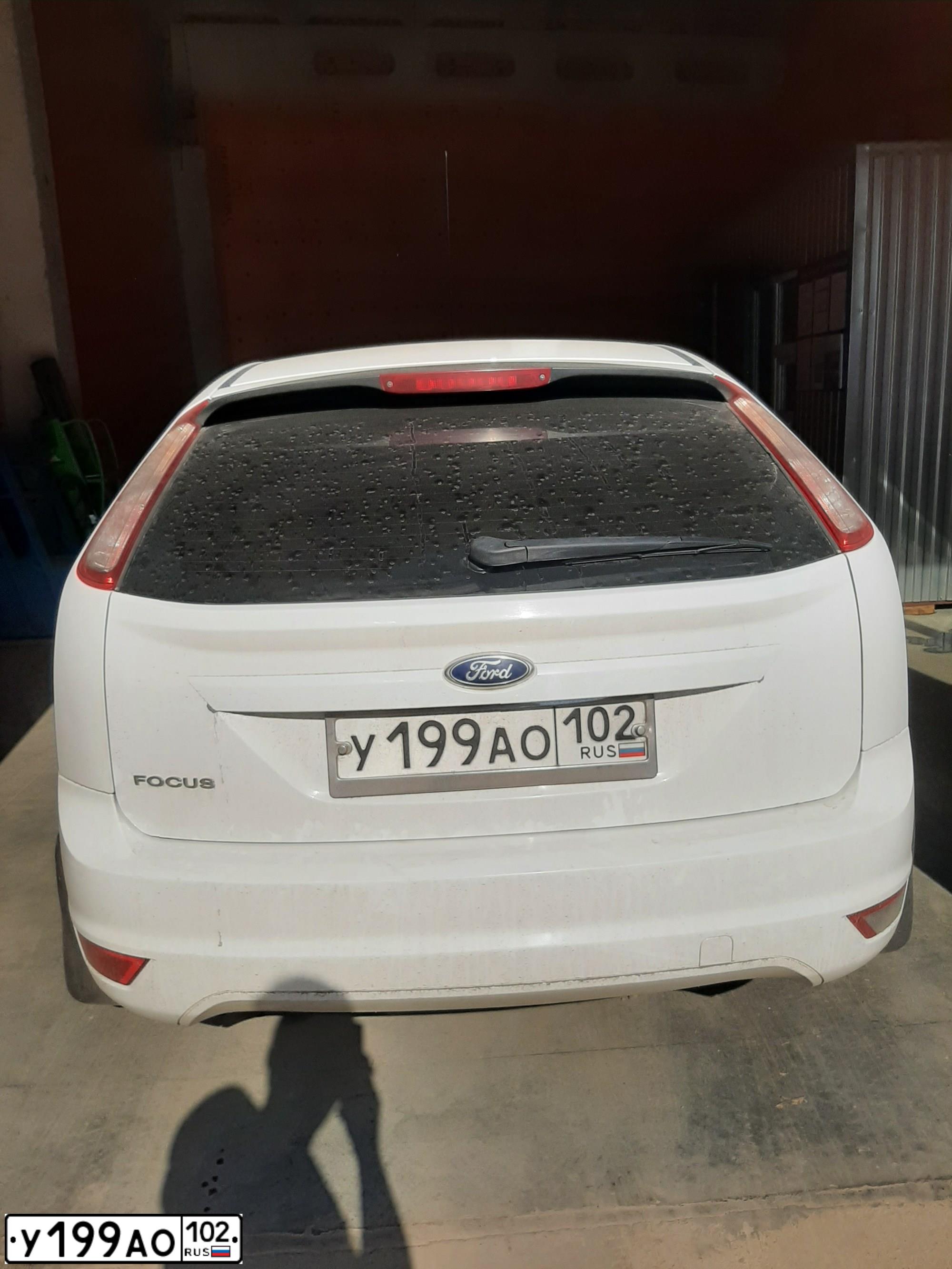 Фото автомобиля FORD FOCUS, 2010 — госномер Т888ЕО197. Цвет: БЕЛЫЙ