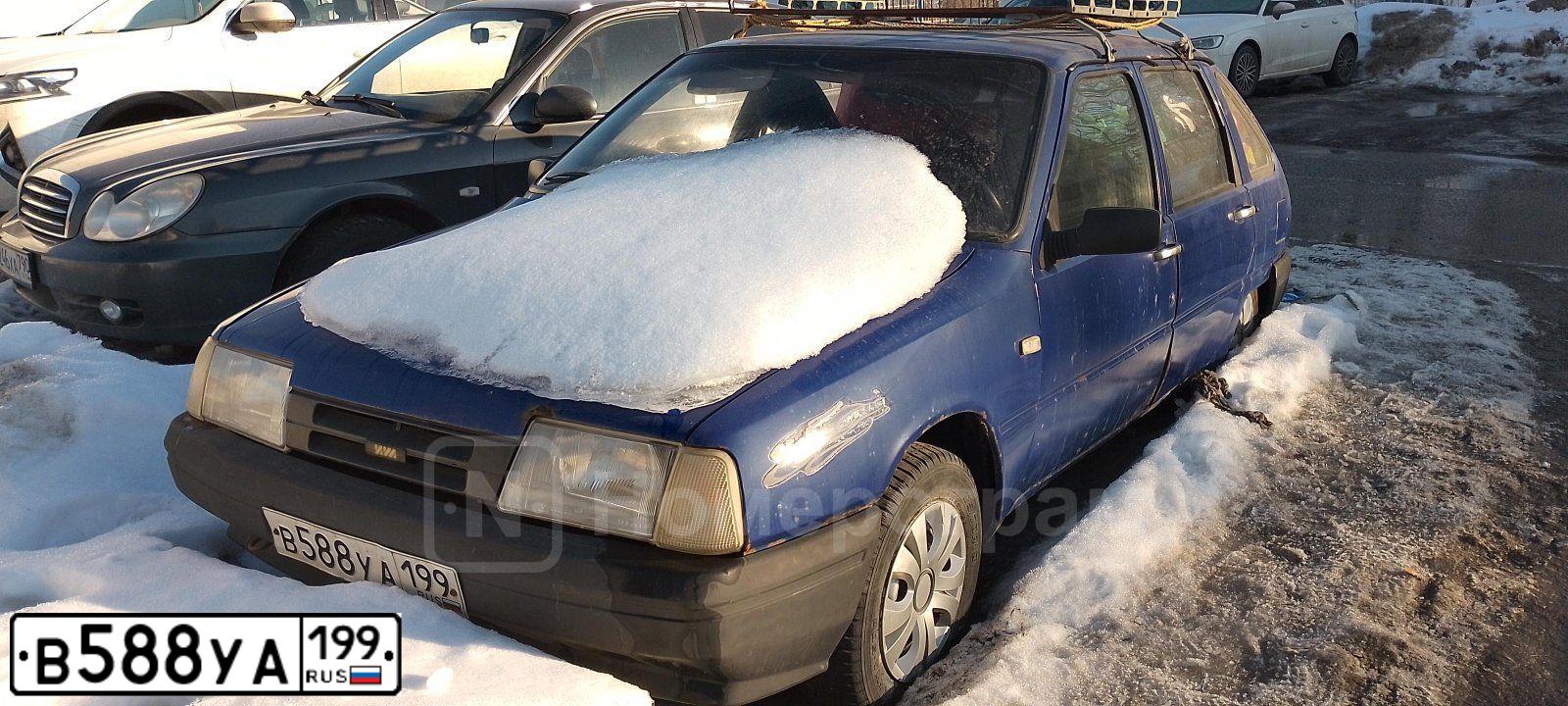 Фото автомобиля IZH 2126, 2003 — госномер В588УА199. Цвет: СИНИЙ