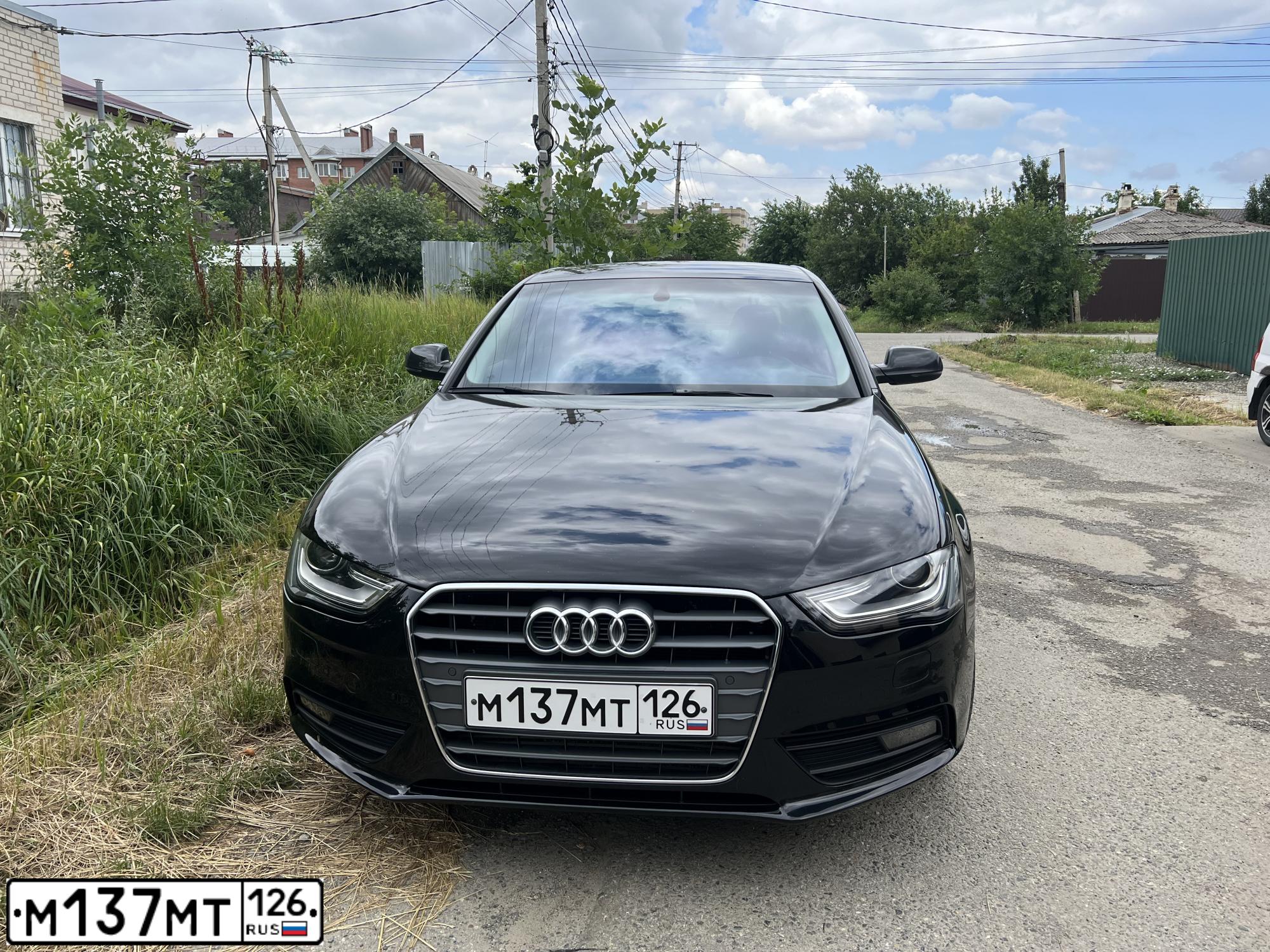 Фото автомобиля AUDI A4, 2013 — госномер Х155НЕ193. Цвет: ЧЕРНЫЙ