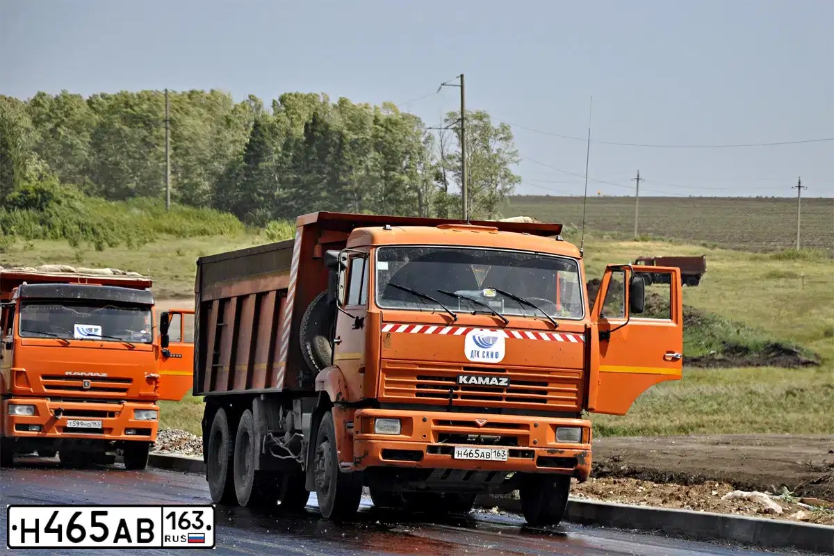 Фото автомобиля KAMAZ 6520, 2010 — госномер Т442КК58. Цвет: Оранжевый
