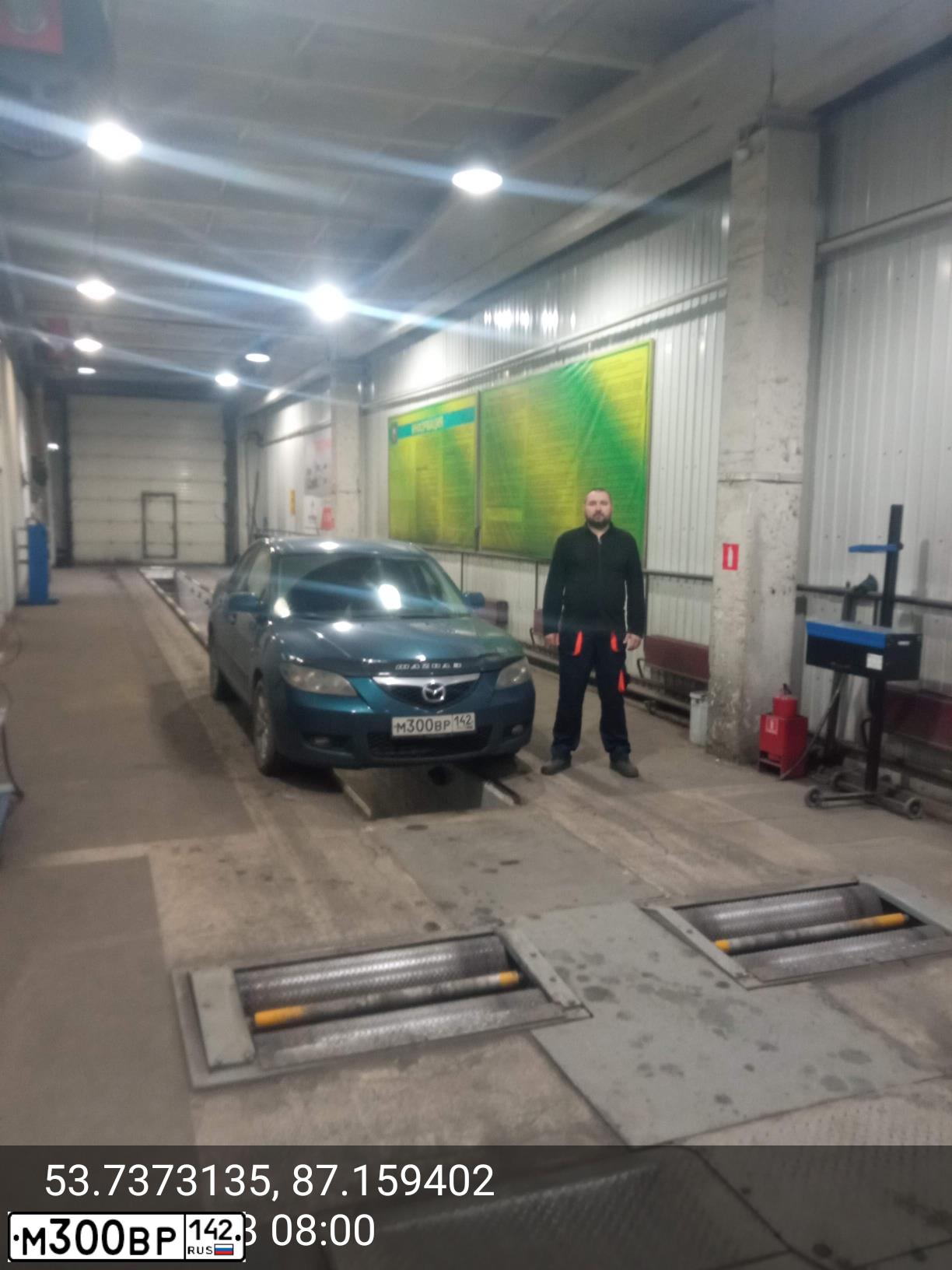 Фото автомобиля MAZDA 3, 2007 — госномер М300ВР142. Цвет: синий