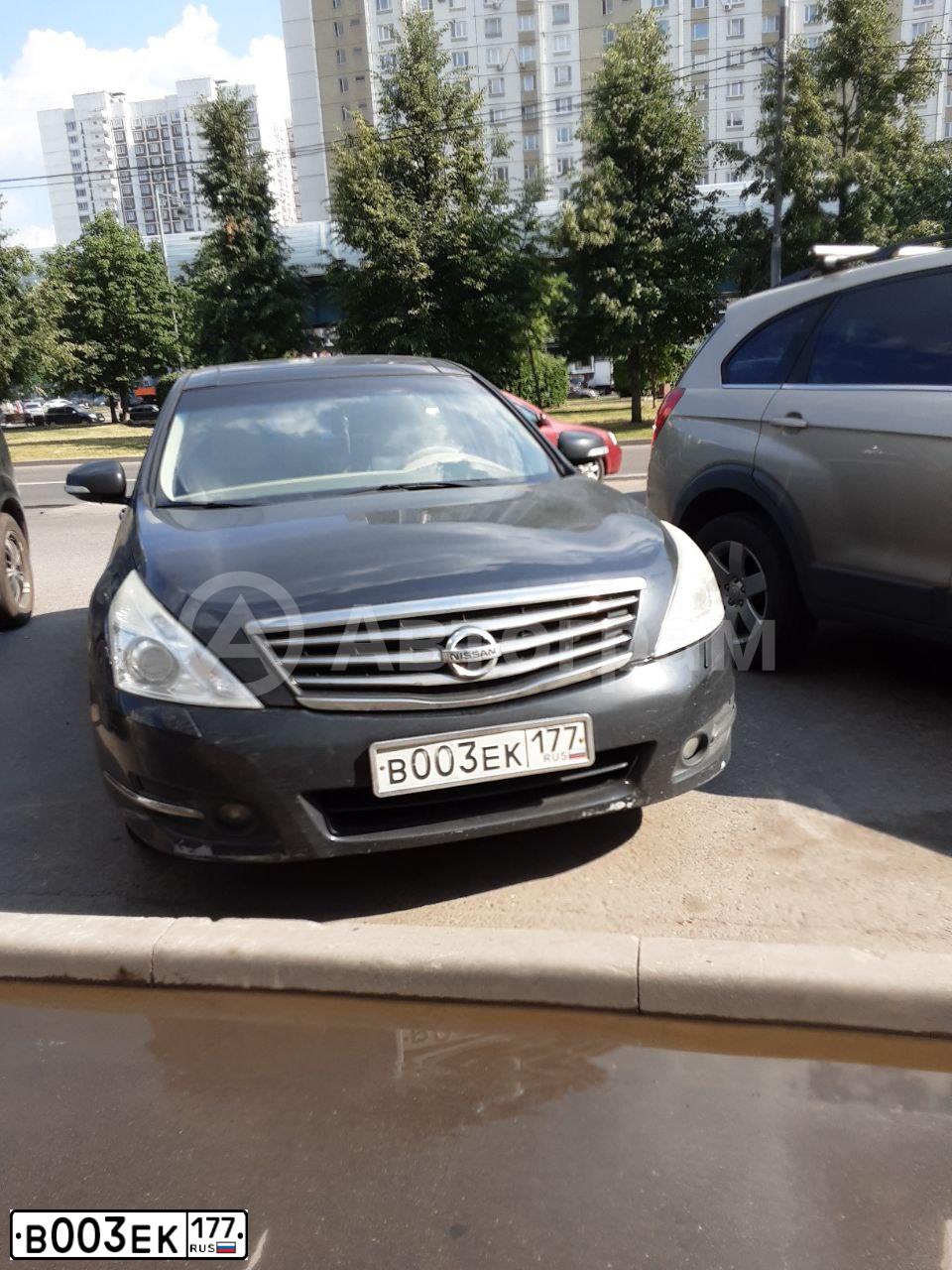 Фото автомобиля NISSAN TEANA, 2011 — госномер В003ЕК177. Цвет: ЧЕРНЫЙ