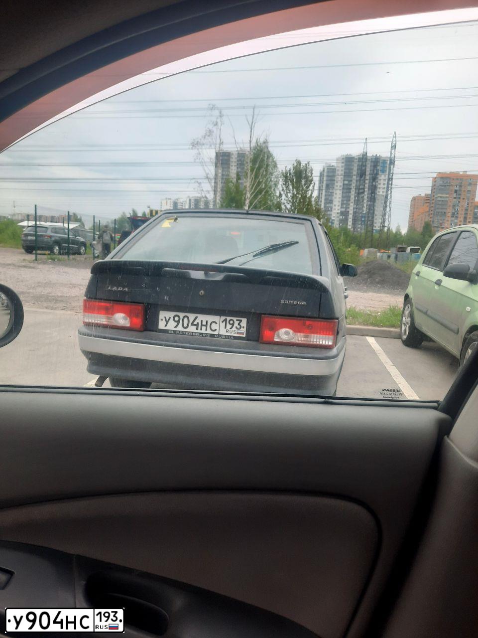 Фото автомобиля LADA 2114 SAMARA, 2006 — госномер Н548АА98. Цвет: ТЕМНО-СЕРЫЙ