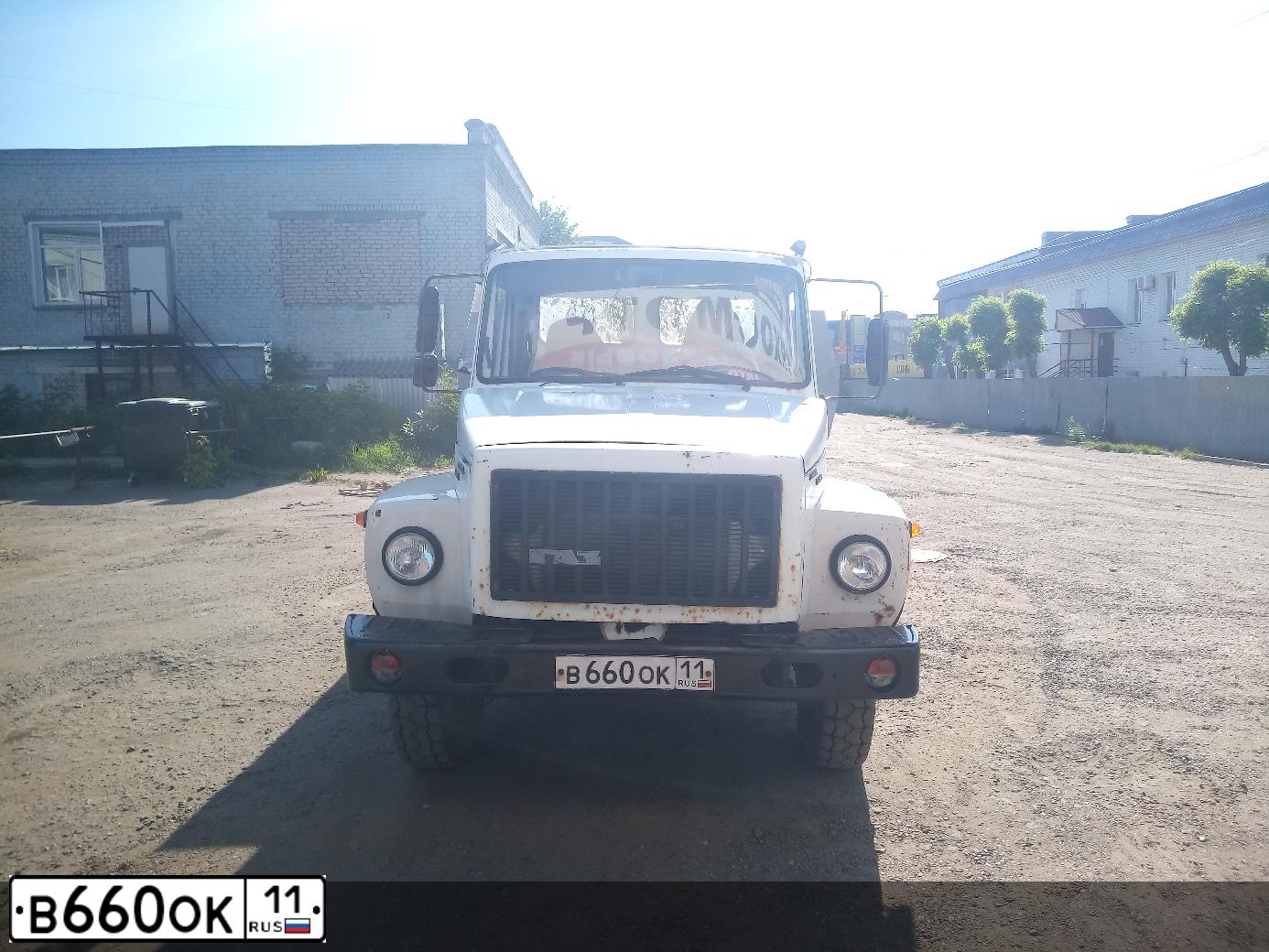 Фото автомобиля GAZ 3309, 2008 — госномер В660ОК11. Цвет: Белый