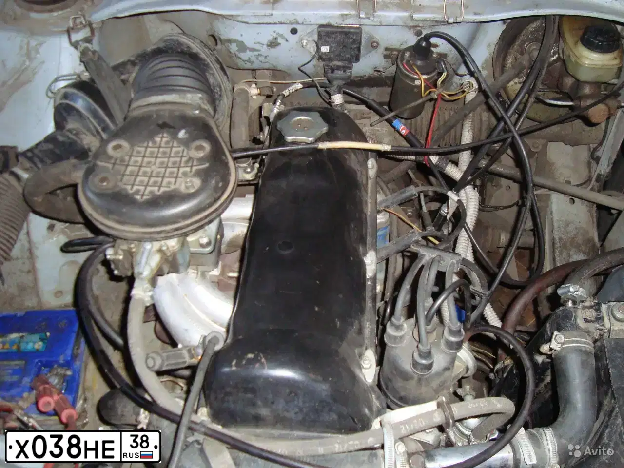 Фото автомобиля AZLK MOSKWITSCH 2141, 1992 — госномер Х038НЕ38. Цвет: СЕРЫЙ