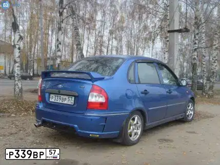 Фото автомобиля LADA 1118 KALINA, 2007 — госномер Р339ВР57. Цвет: ЯРКО-СИНИЙ