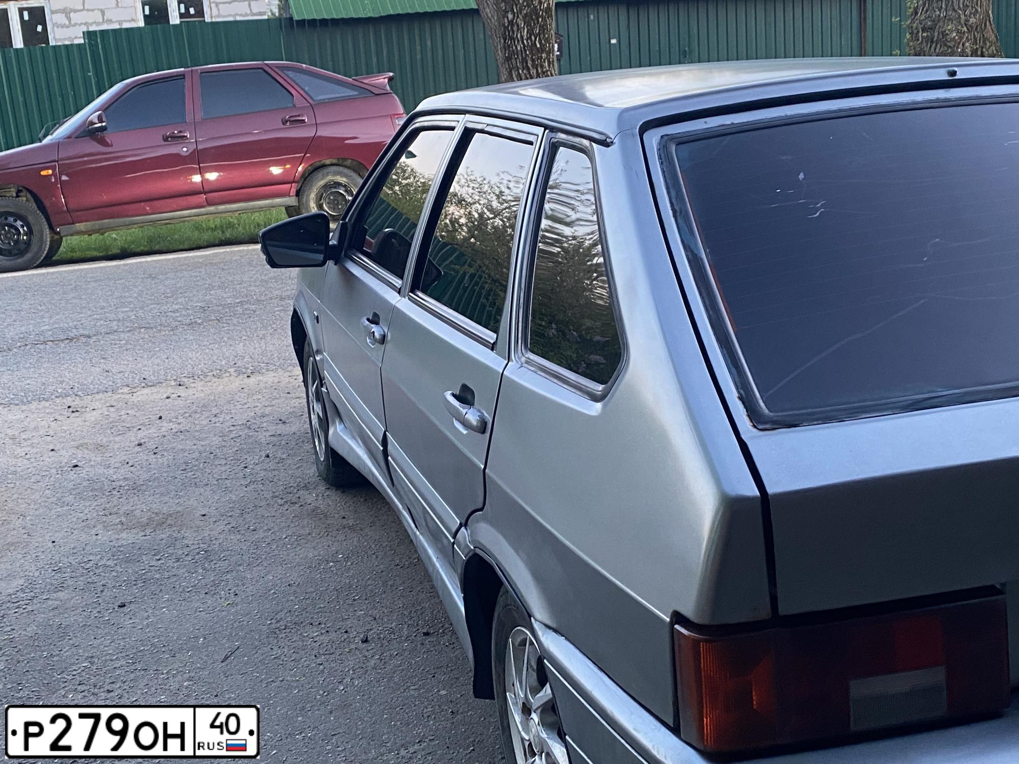 Фото автомобиля LADA 2114 SAMARA, 2006 — госномер Р279ОН40. Цвет: СРЕДНИЙ СЕРО-ЗЕЛЕНЫЙ МЕТ.