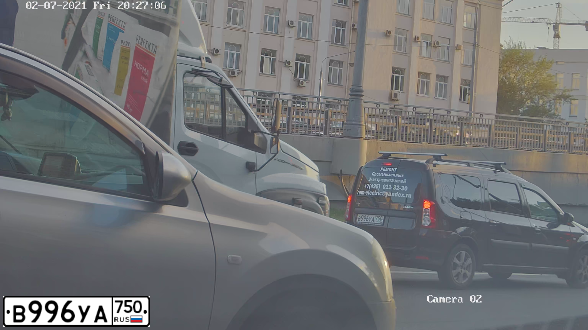 Фото автомобиля LADA LARGUS, 2019 — госномер В996УА750. Цвет: ТЕМНО-КОРИЧНЕВЫЙ