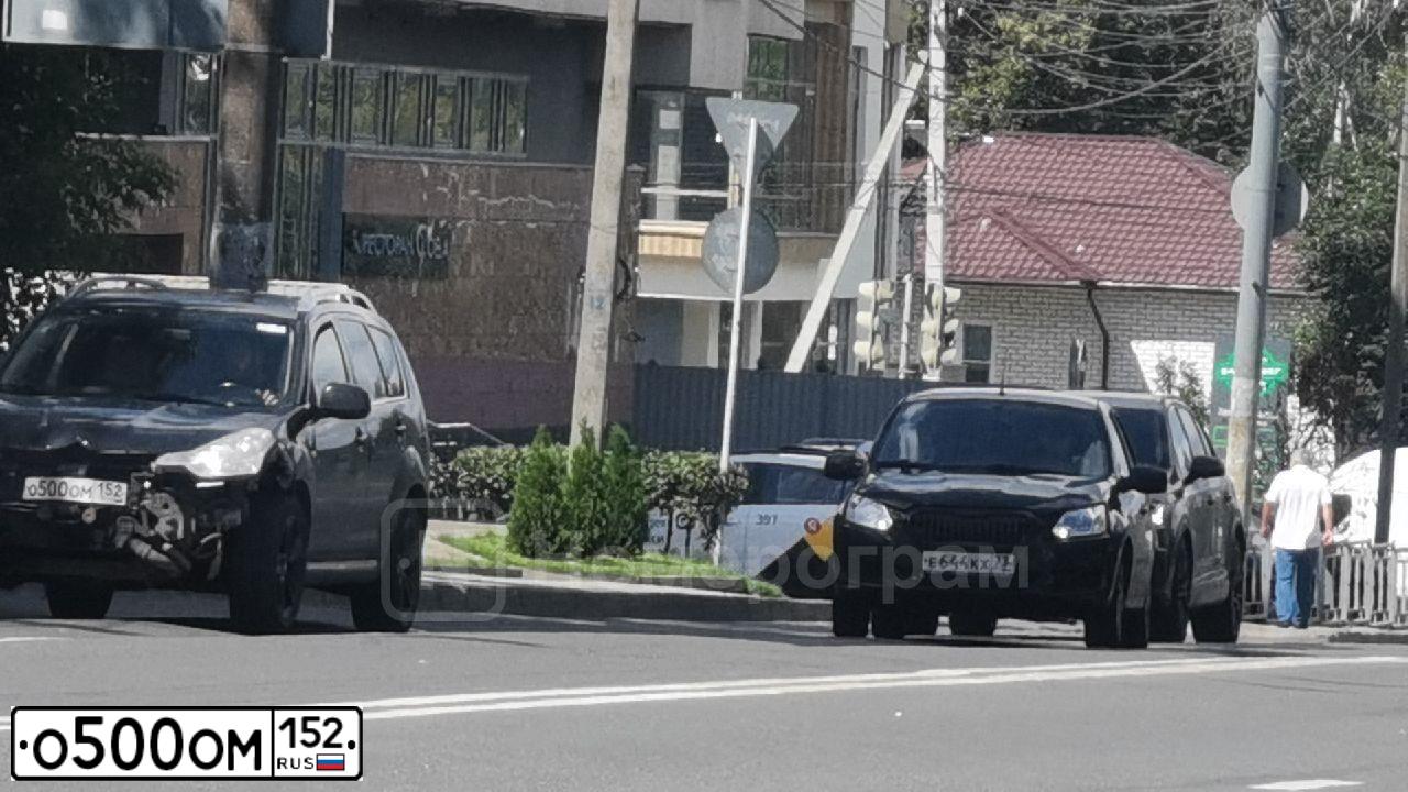 Фото автомобиля MITSUBISHI ASX, 2010 — госномер Х578ОТ37