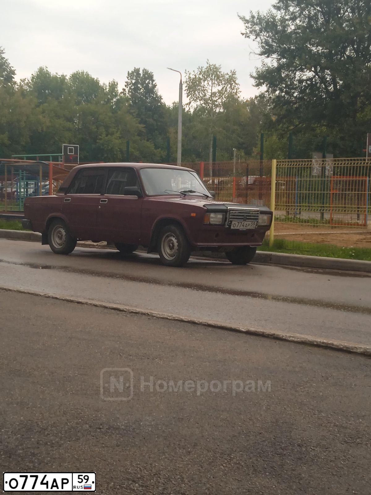 Фото автомобиля LADA 2107, 2002 — госномер О774АР59