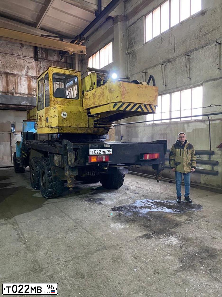 Фото автомобиля URAL 4320 /6X6/, 2008 — госномер В001ЕС96. Цвет: ГОЛУБОЙ