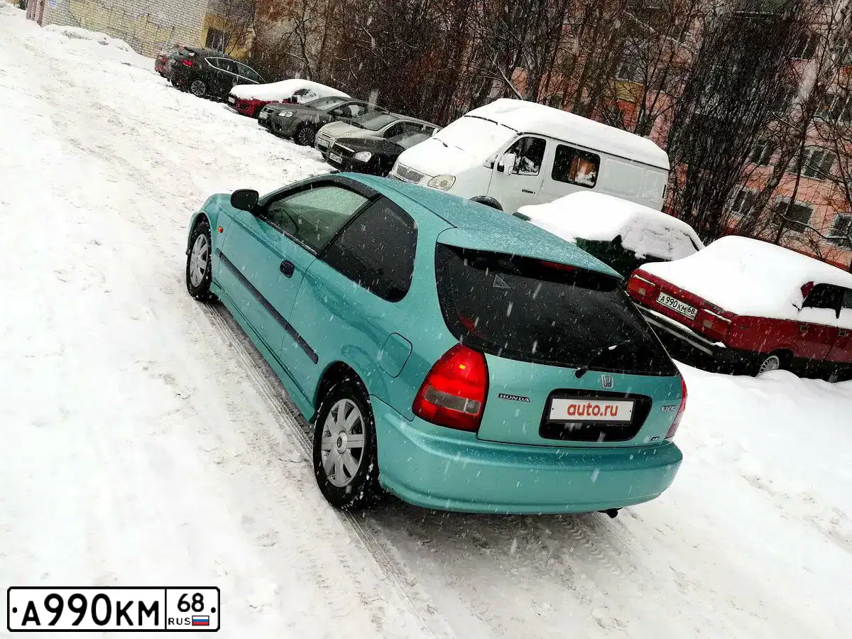 Фото автомобиля LADA 2105 LADA, 1991 — госномер А990КМ68. Цвет: КРАСНЫЙ