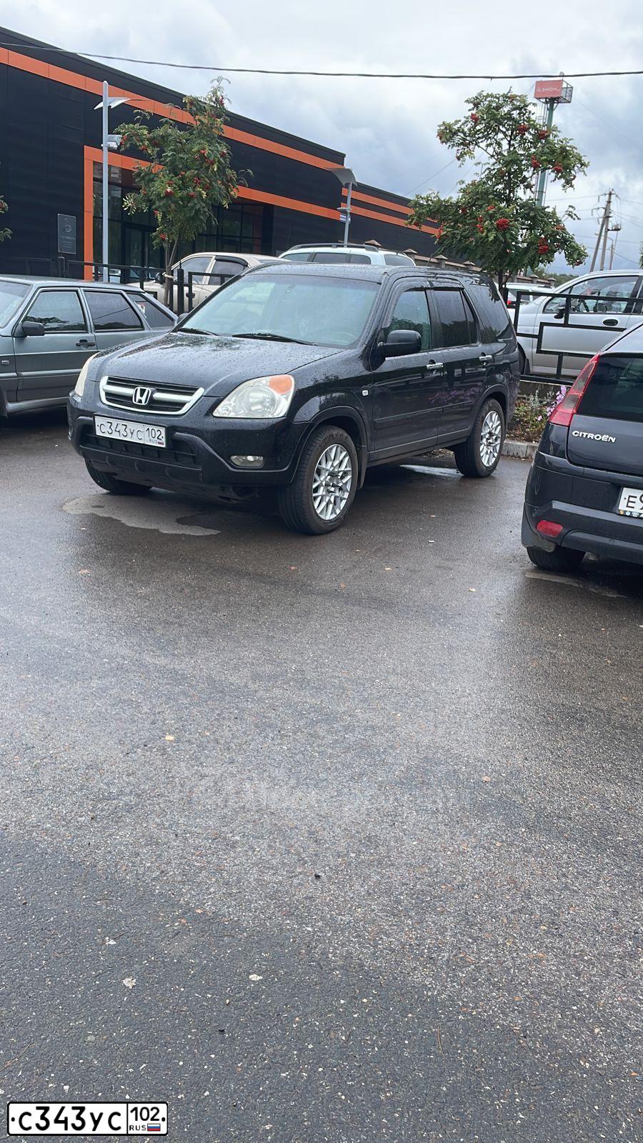 Фото автомобиля HONDA CR-V, 2004 — госномер С343УС102. Цвет: ЧЕРНЫЙ