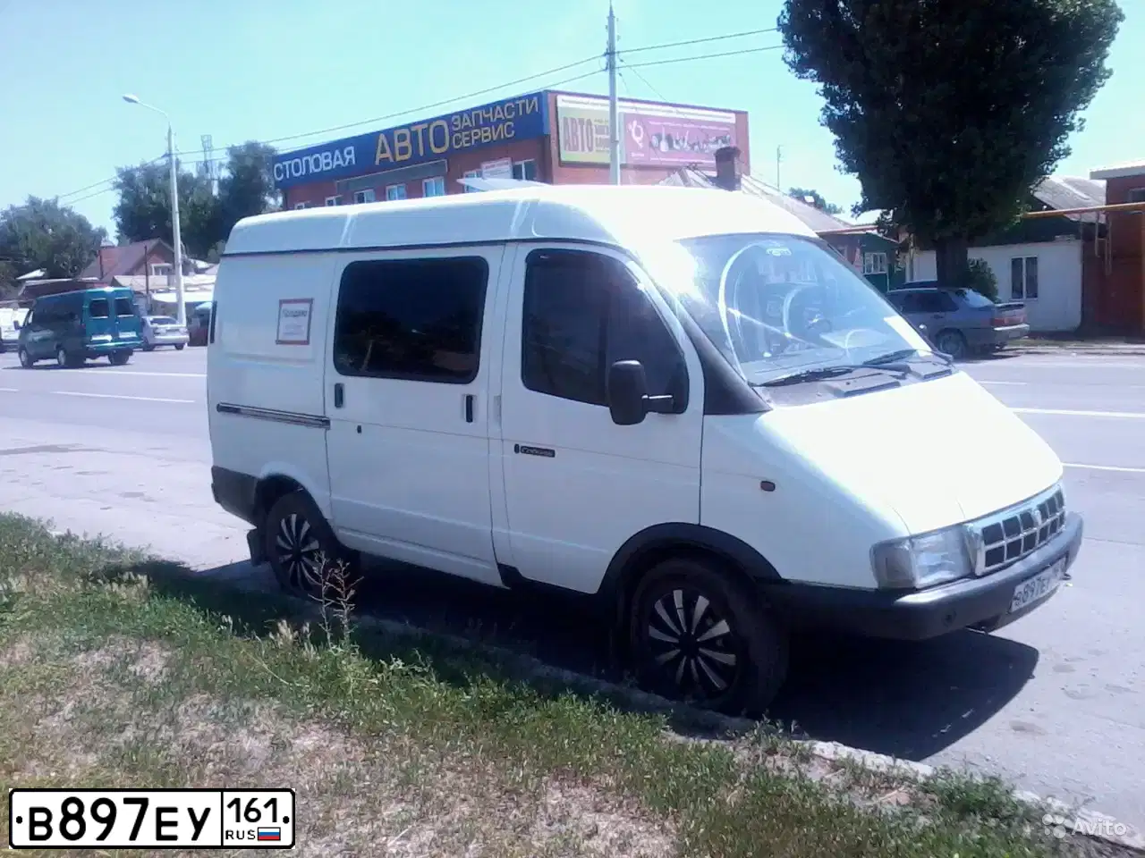 Фото автомобиля GAZ 2752 SOBOL, 2002 — госномер Н458АЕ97. Цвет: СНЕЖНО-БЕЛЫЙ