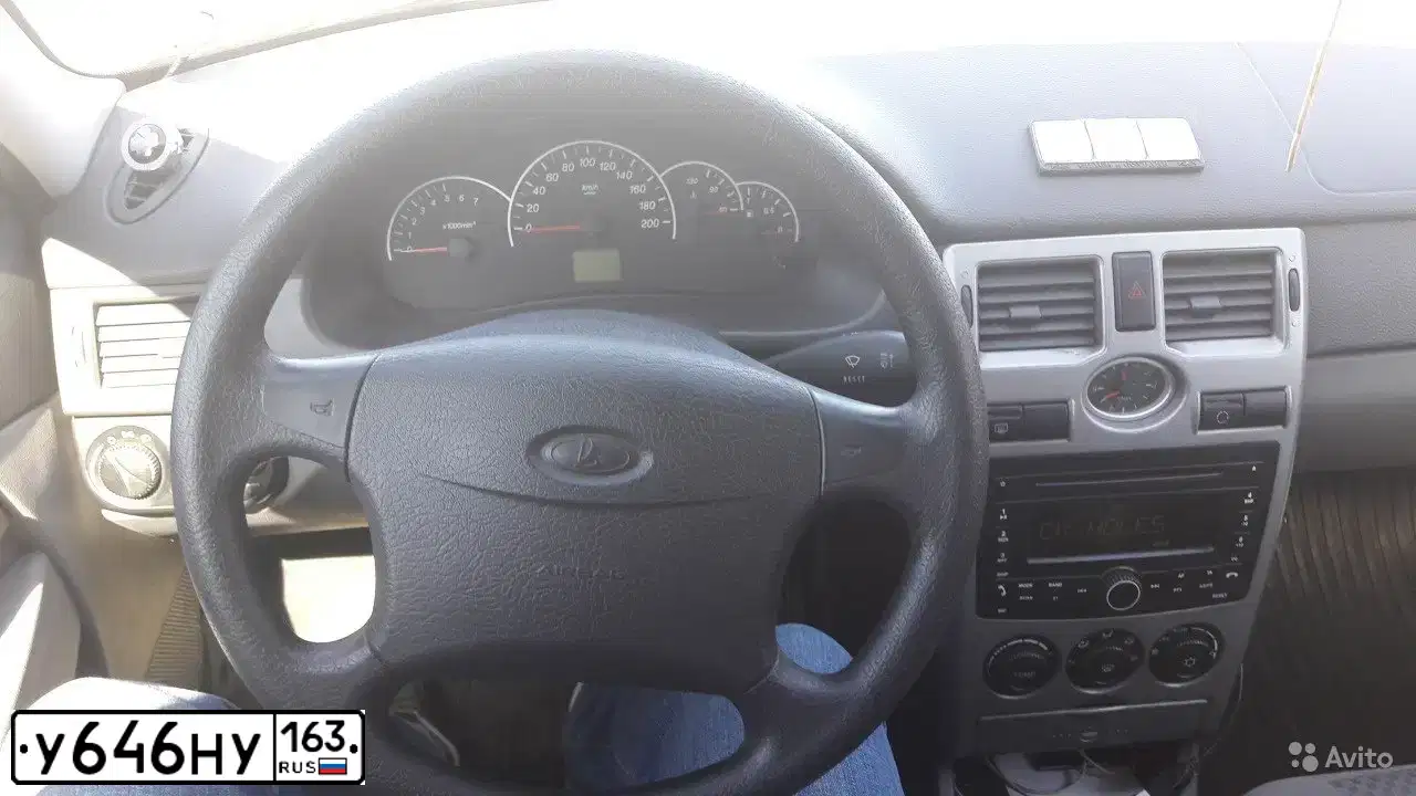 Фото автомобиля LADA 2170 PRIORA, 2011 — госномер К802УА126. Цвет: ЗЕЛЕНЫЙ