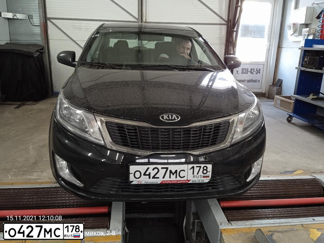 Фото автомобиля HYUNDAI SOLARIS, 2013 — госномер Т989МА60. Цвет: ЧЕРНО-СЕРЫЙ