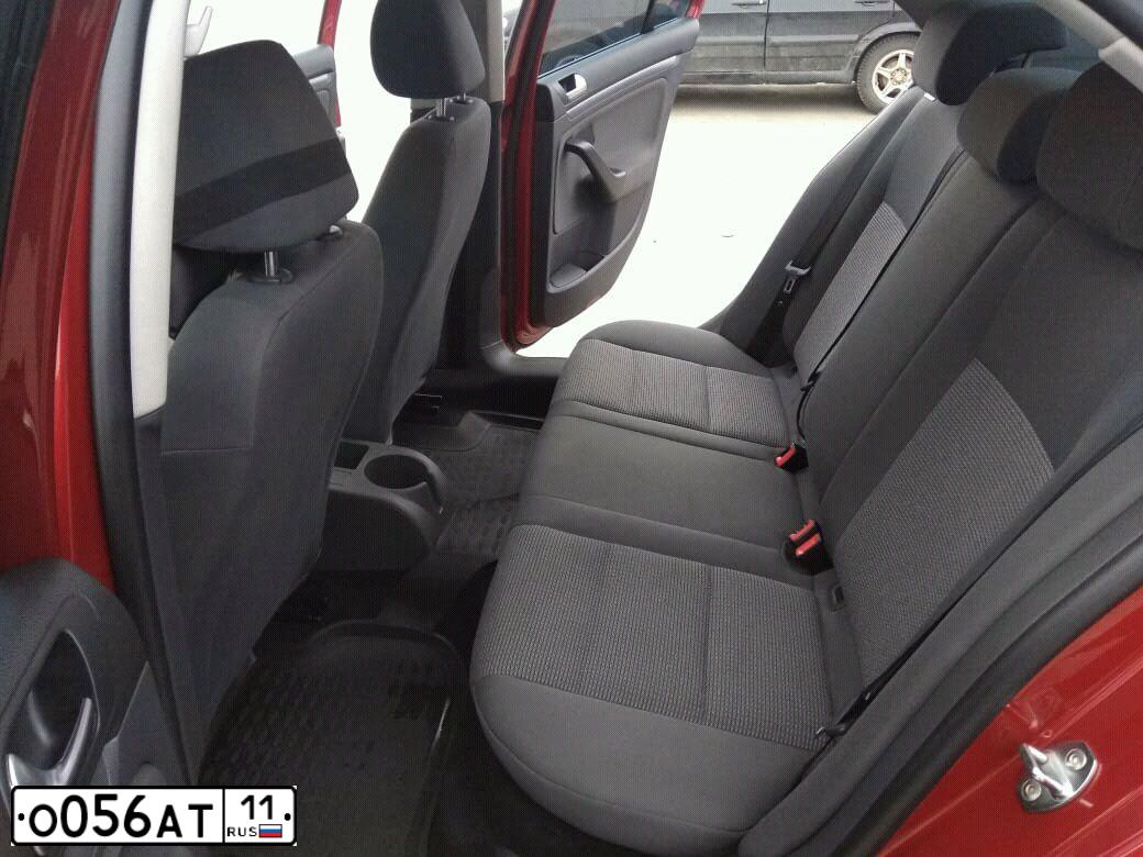 Фото автомобиля VOLKSWAGEN JETTA, 2007 — госномер О056АТ11. Цвет: ВИШНЕВЫЙ