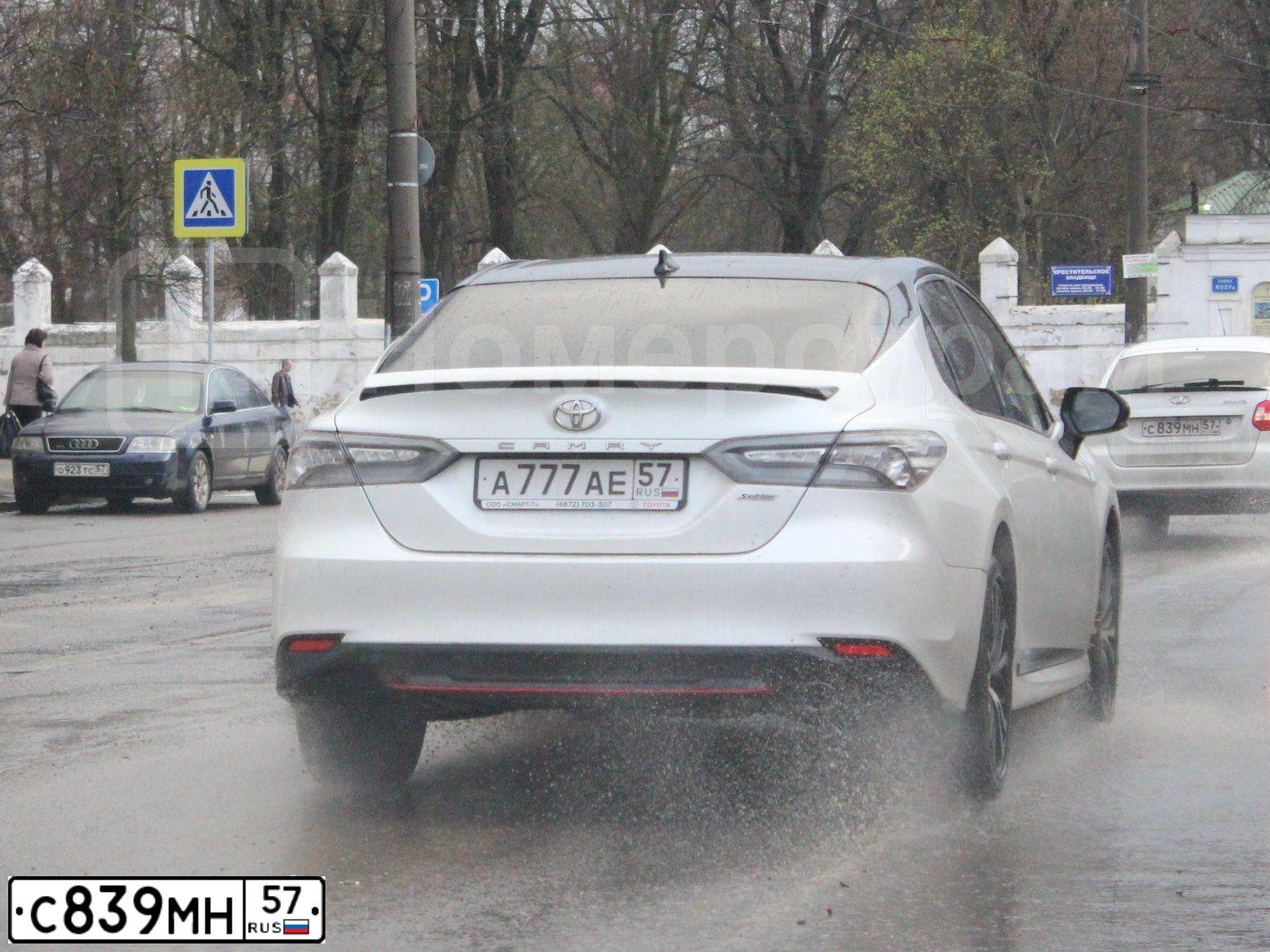 Фото автомобиля LADA GRANTA, 2014 — госномер О171УА32. Цвет: БЕЛЫЙ